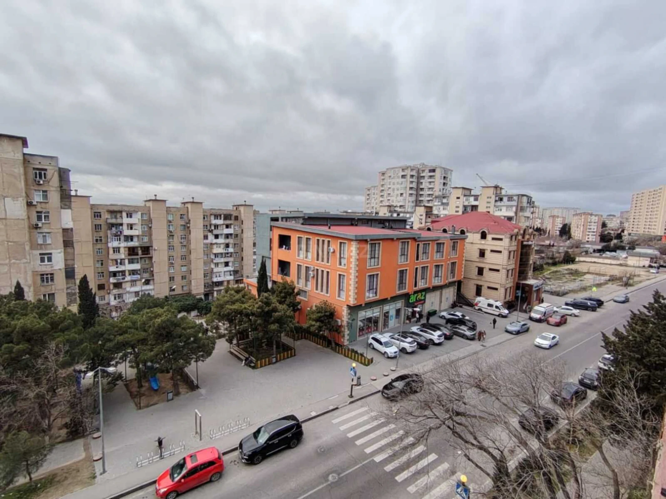 Satılır 2 otaqlı mənzil 60 m²