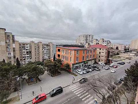 Satılır 2 otaqlı mənzil 60 m²