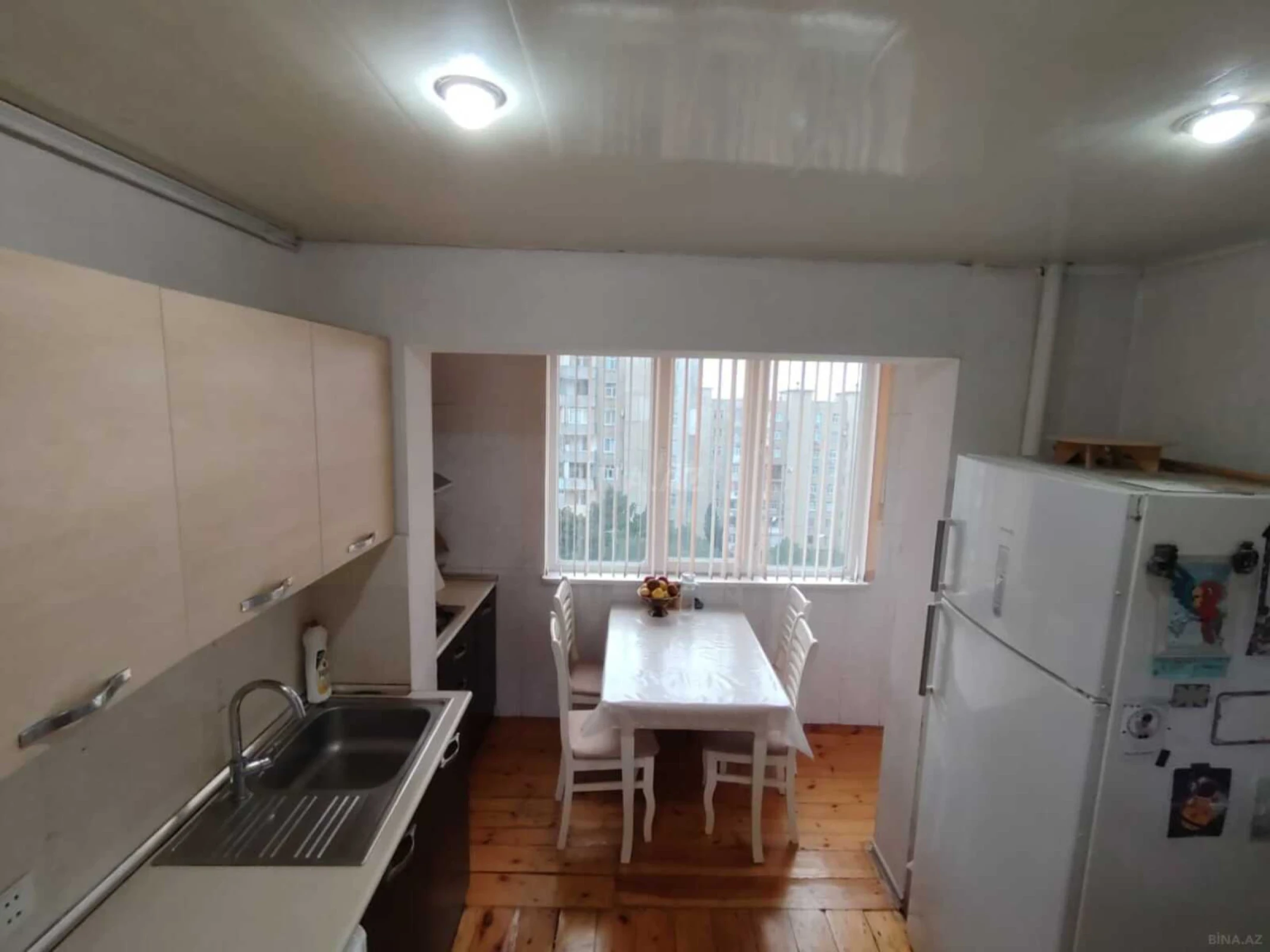 Satılır 2 otaqlı mənzil 60 m²