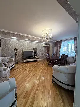 Satılır 6 otaqlı mənzil 222 m² — Bakı, Həzi Aslanov qəs. 6 otaq 222.00 m²