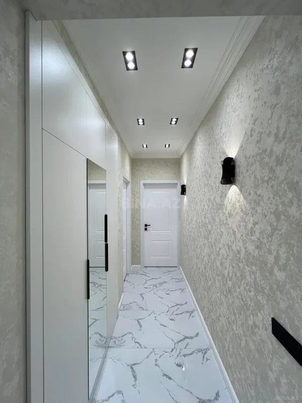 Satılır 2 otaqlı mənzil 65 m²
