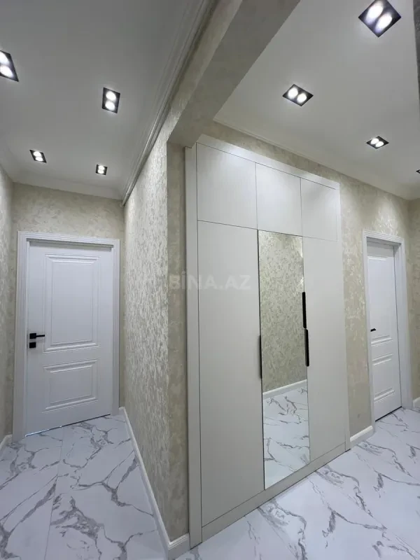 Satılır 2 otaqlı mənzil 65 m²