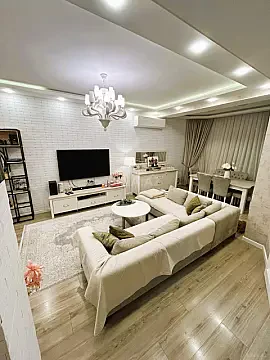 Satılır 4 otaqlı mənzil 87 m² — Bakı, İnşaatçılar 4 otaq 87.00 m²