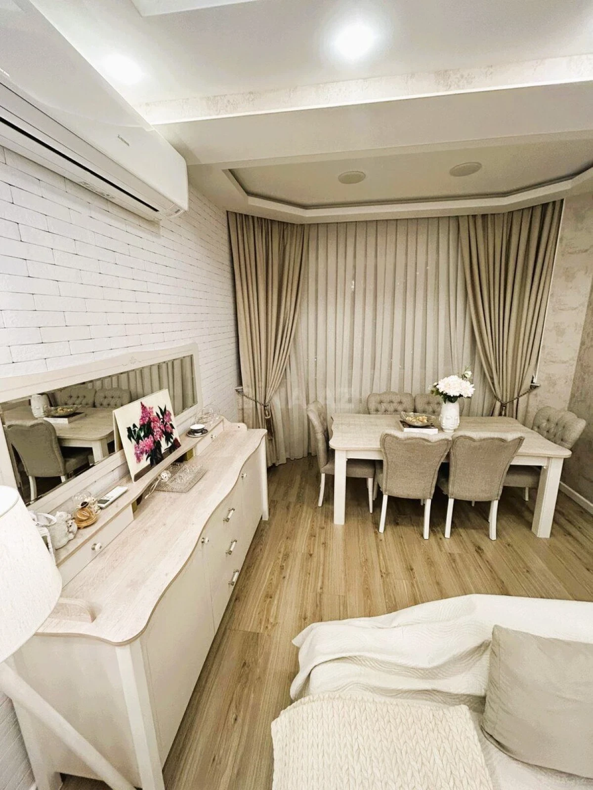 Satılır 4 otaqlı mənzil 87 m²