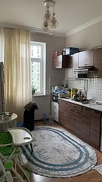 Satılır 4 otaqlı mənzil 110 m²
