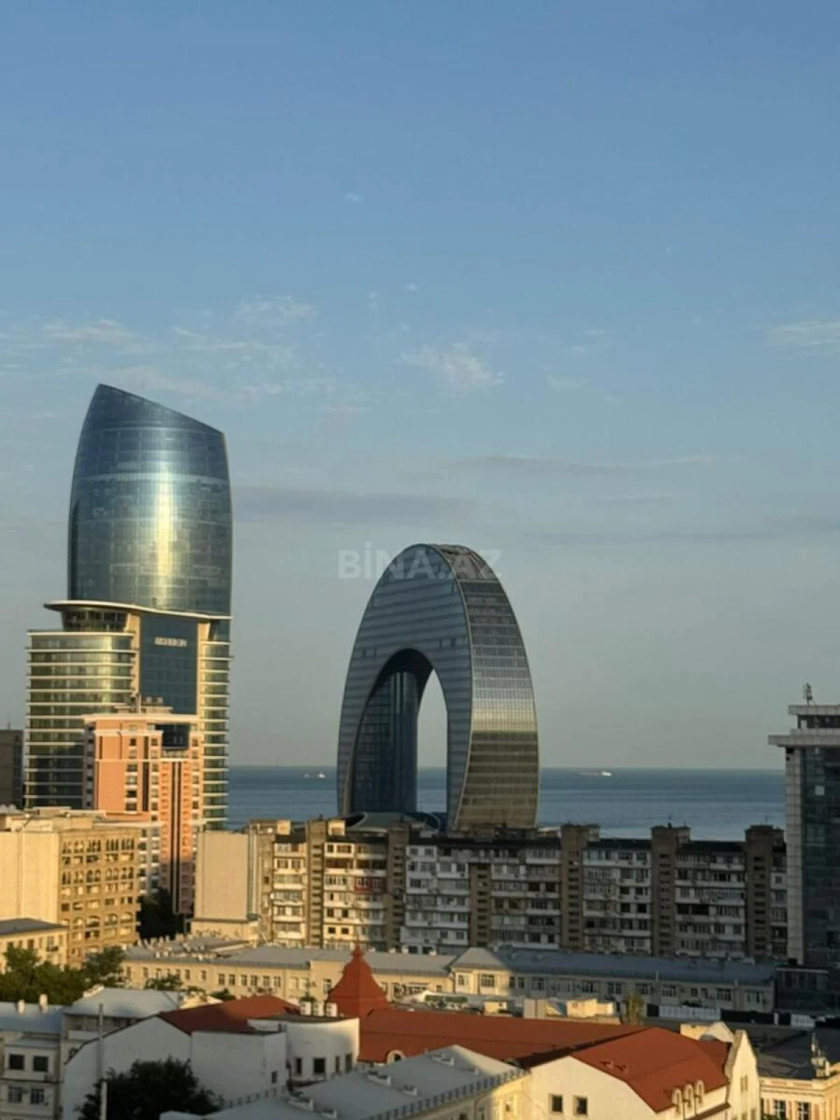 Kirayə verilir 3 otaqlı mənzil 150 m²