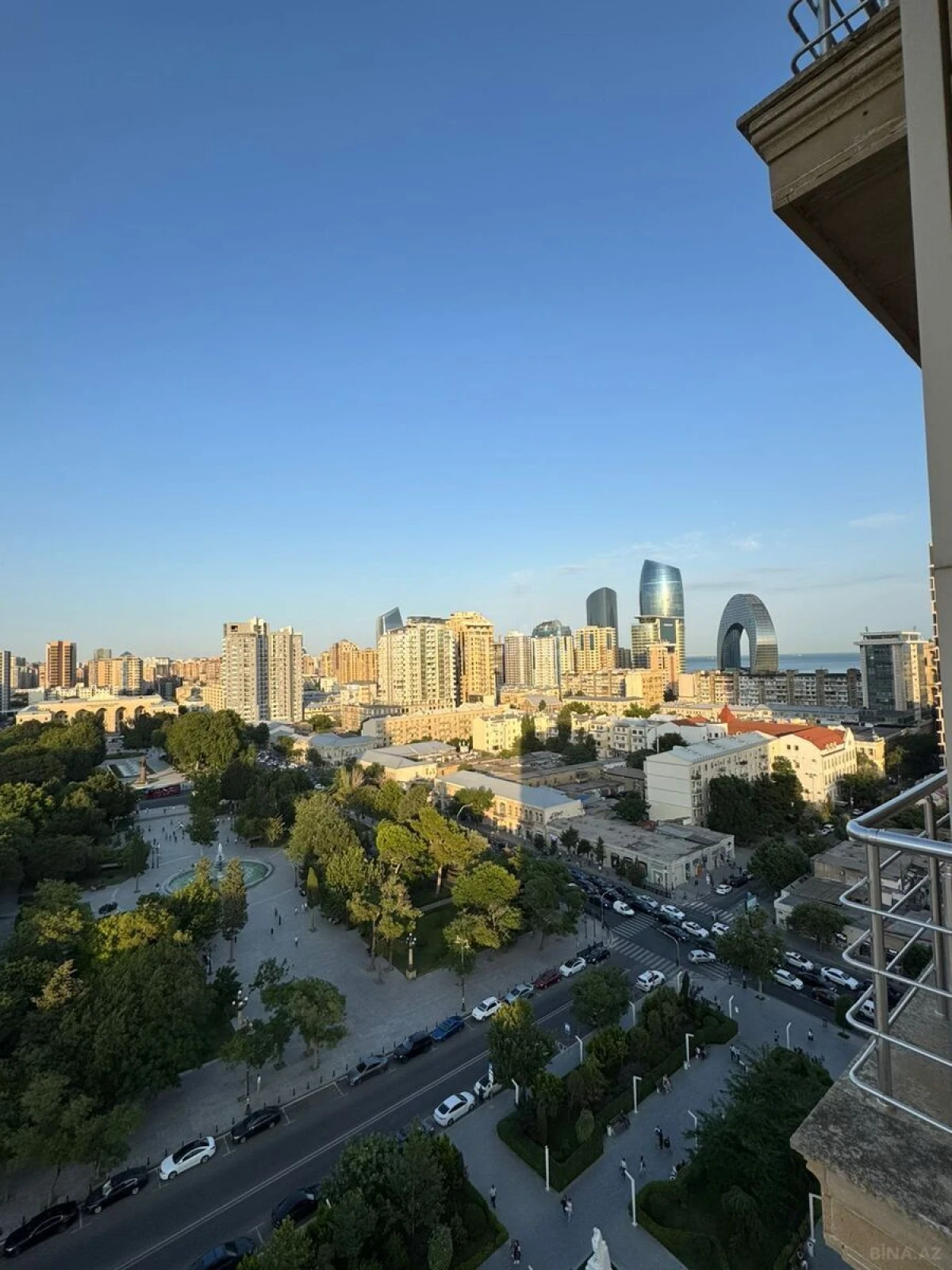 Kirayə verilir 3 otaqlı mənzil 150 m²