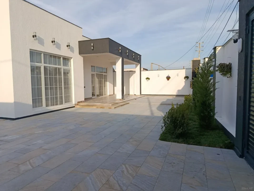 Satılır 4 otaqlı həyət evi 165 m²