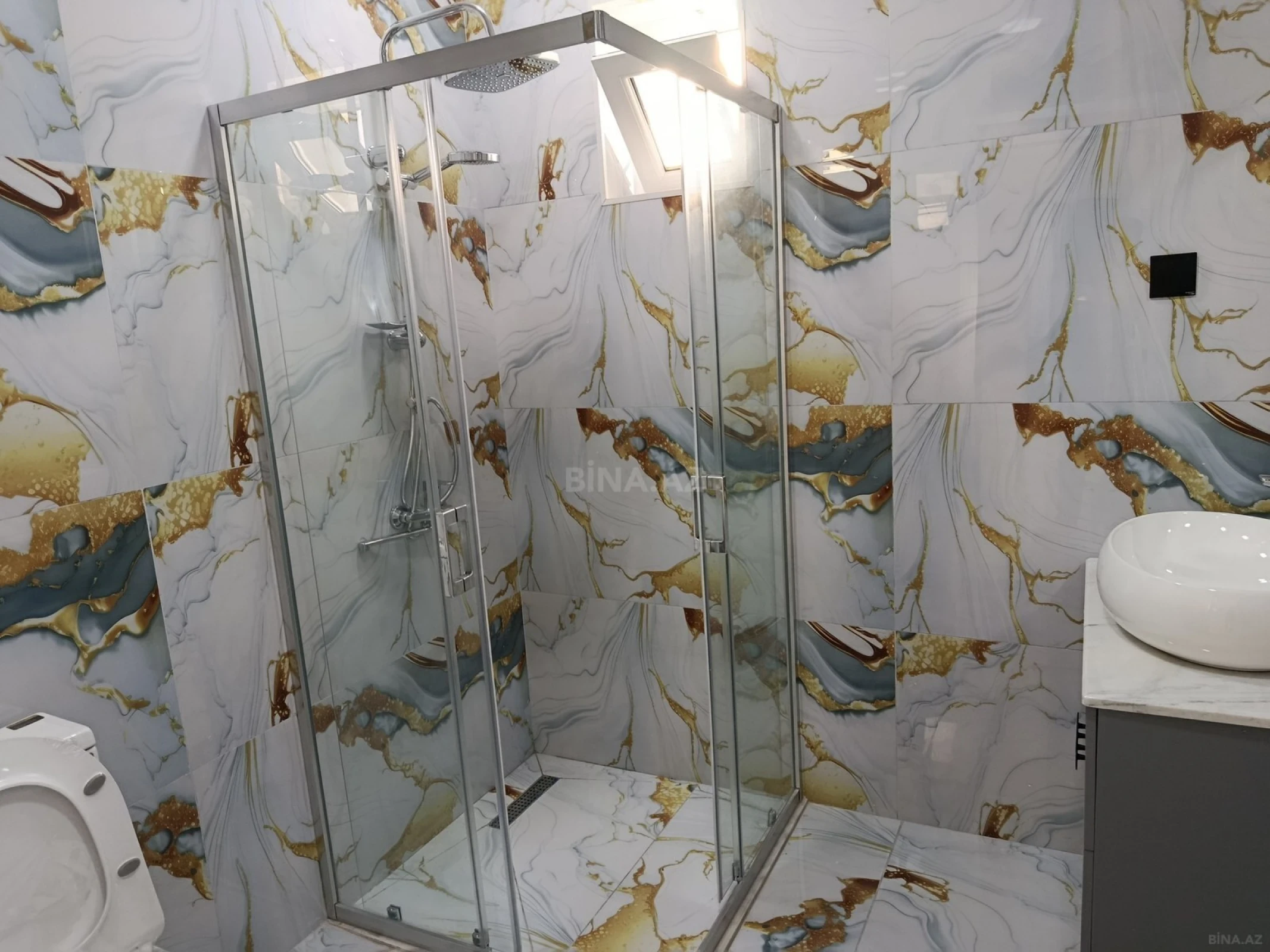Satılır 4 otaqlı həyət evi 165 m²