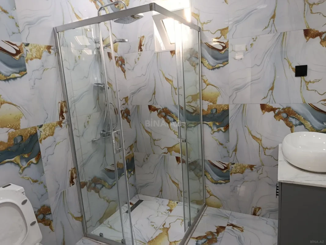 Satılır 4 otaqlı həyət evi 165 m²