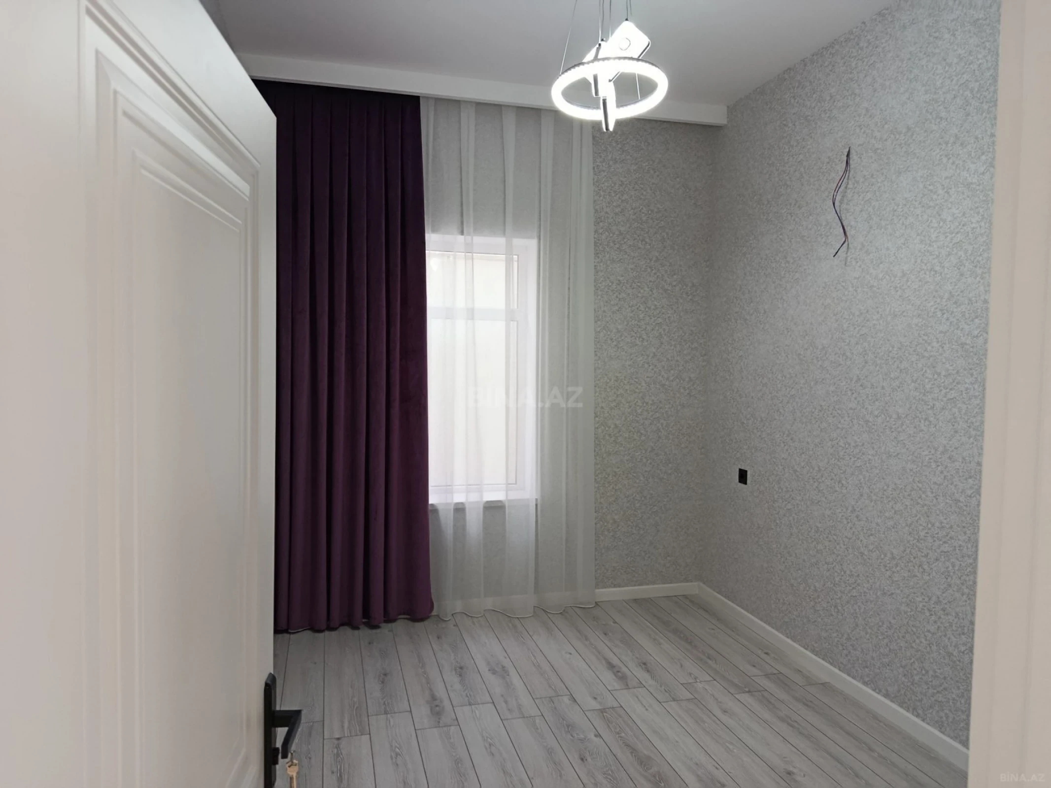 Satılır 4 otaqlı həyət evi 165 m²