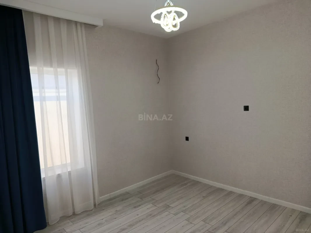 Satılır 4 otaqlı həyət evi 165 m²