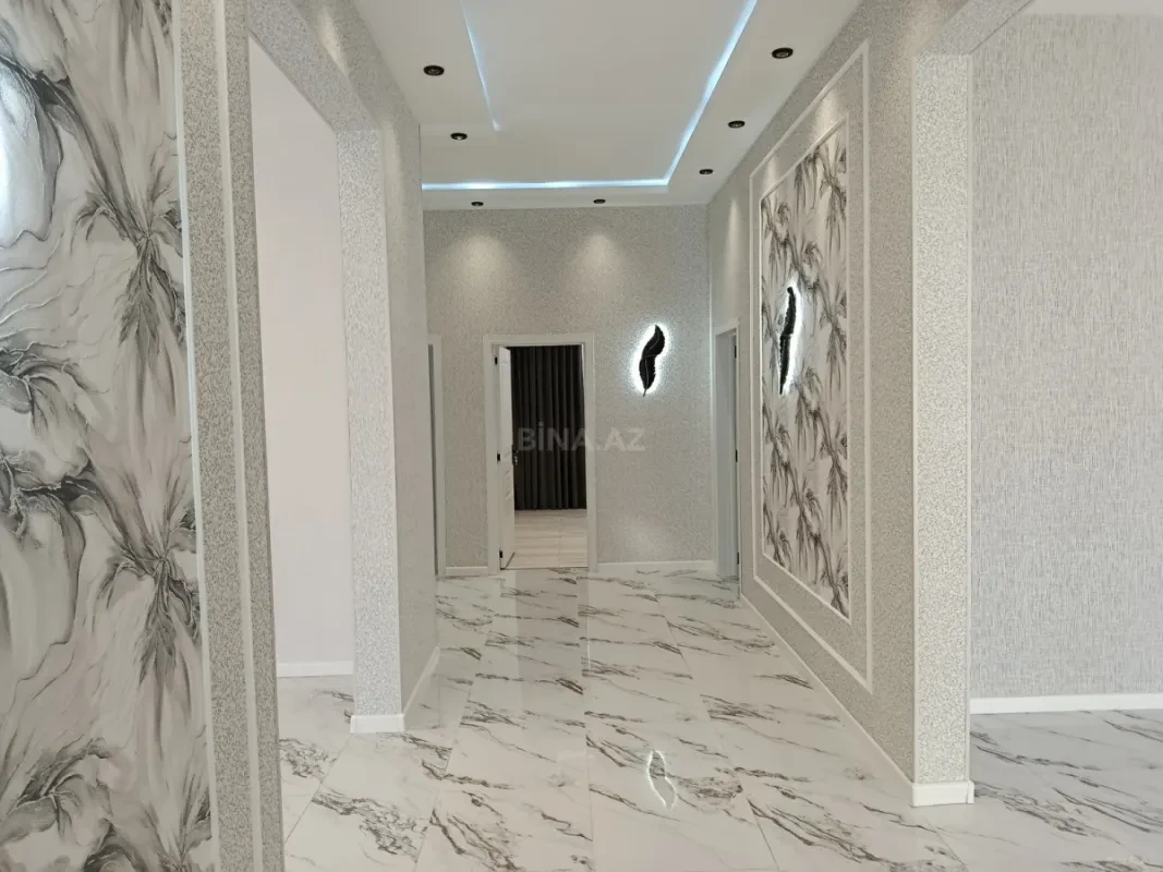 Satılır 4 otaqlı həyət evi 165 m²