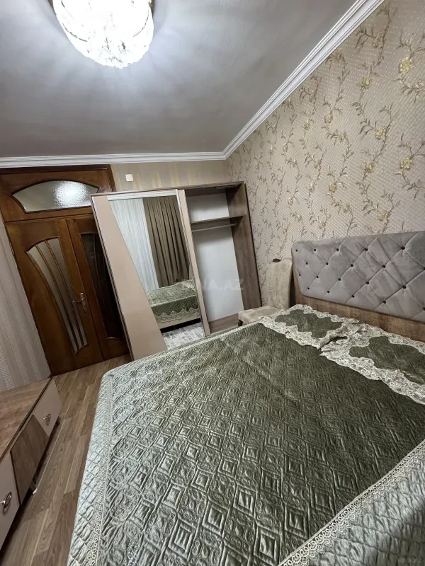 Satılır 2 otaqlı mənzil 65 m²