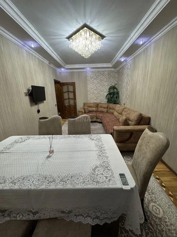 Satılır 2 otaqlı mənzil 65 m²