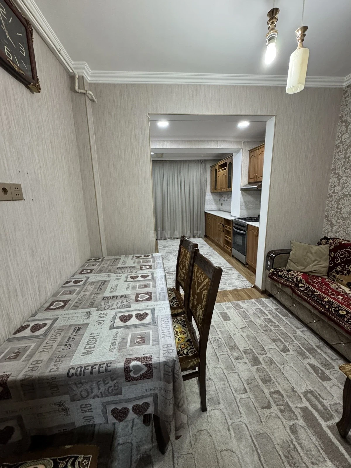 Satılır 2 otaqlı mənzil 65 m²