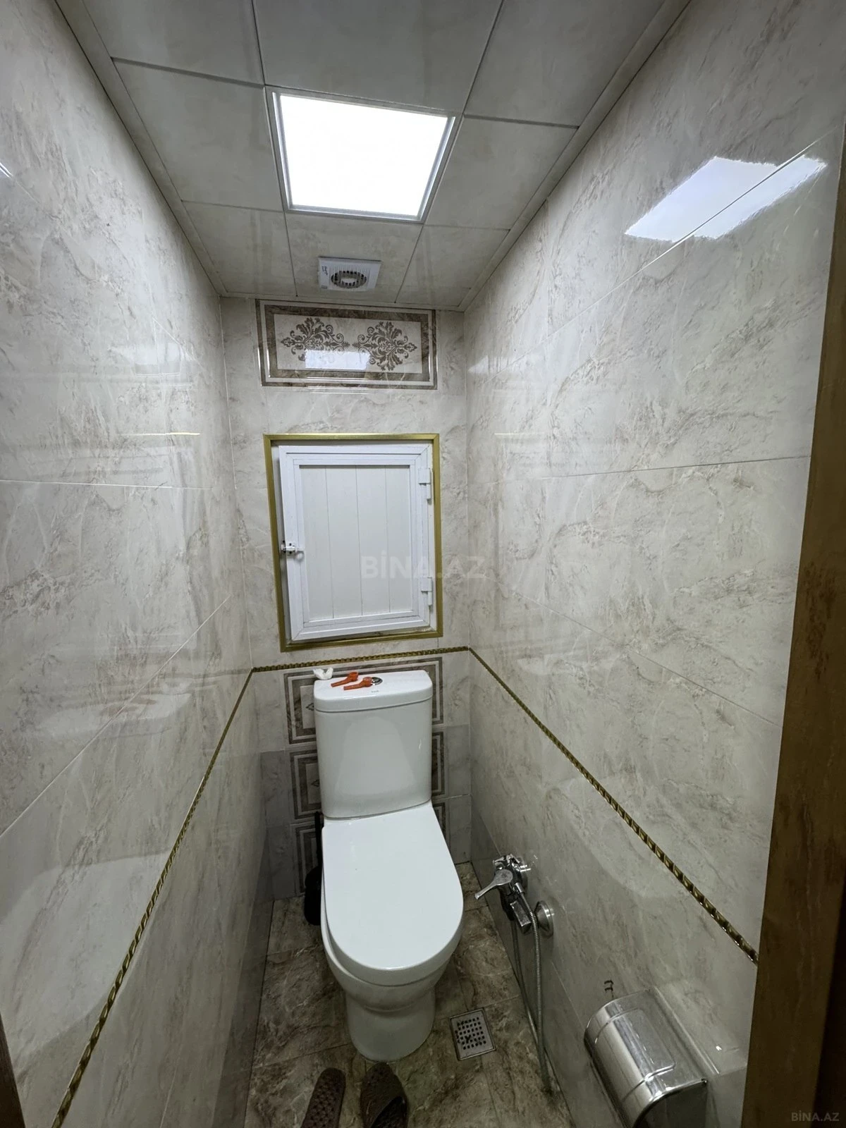 Satılır 2 otaqlı mənzil 65 m²