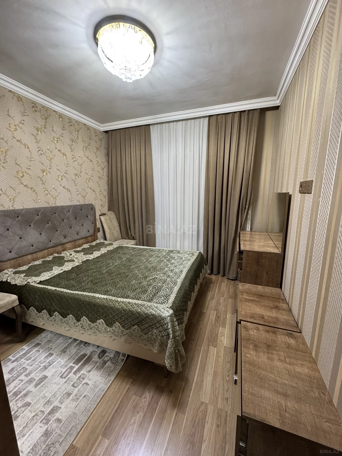 Satılır 2 otaqlı mənzil 65 m²