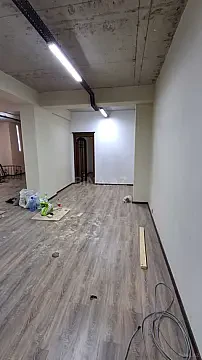 Satılır 3 otaqlı mənzil 130 m²
