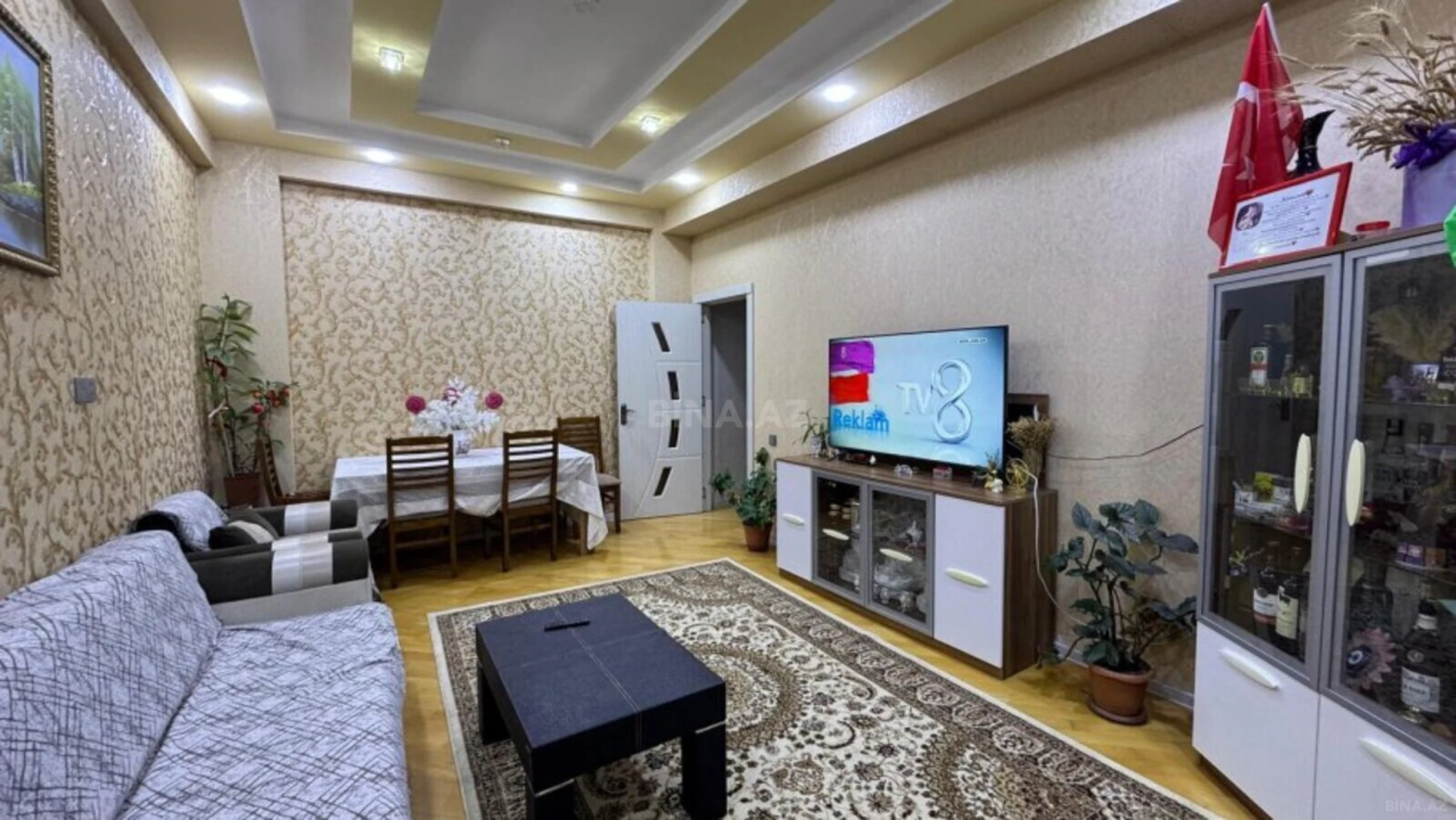 Satılır 3 otaqlı mənzil 115 m²