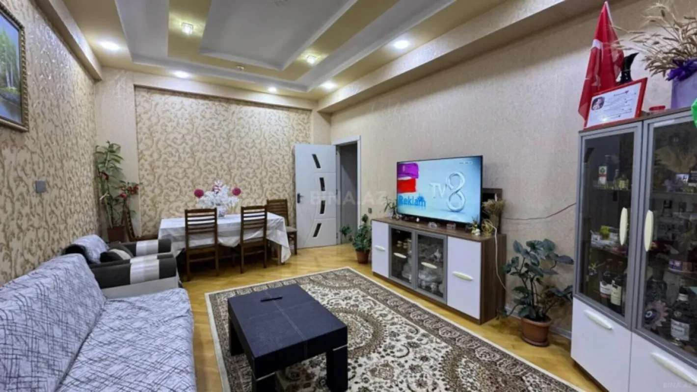 Satılır 3 otaqlı mənzil 115 m²