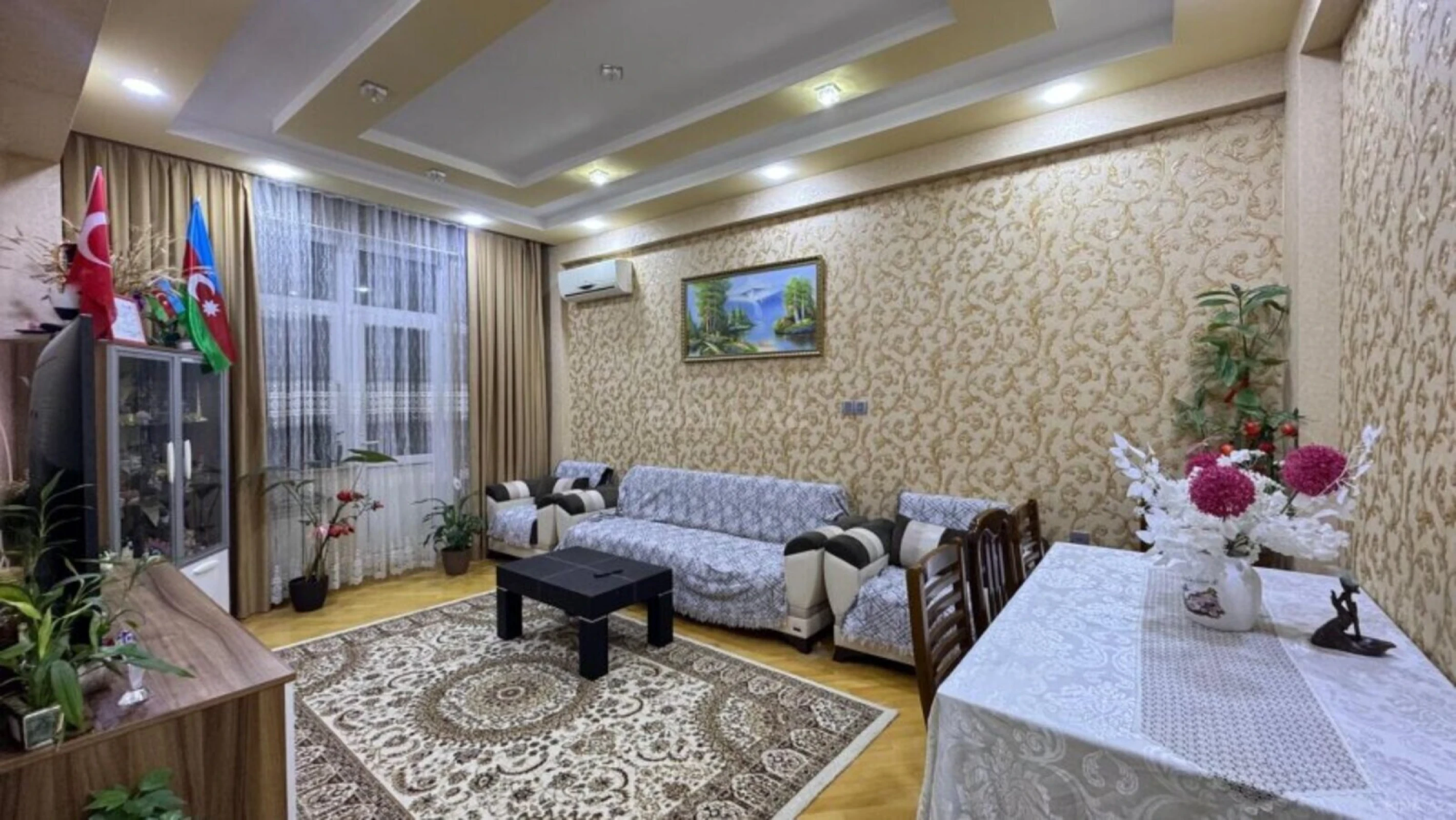 Satılır 3 otaqlı mənzil 115 m²