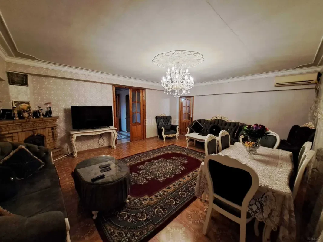 Satılır 4 otaqlı mənzil 95 m²