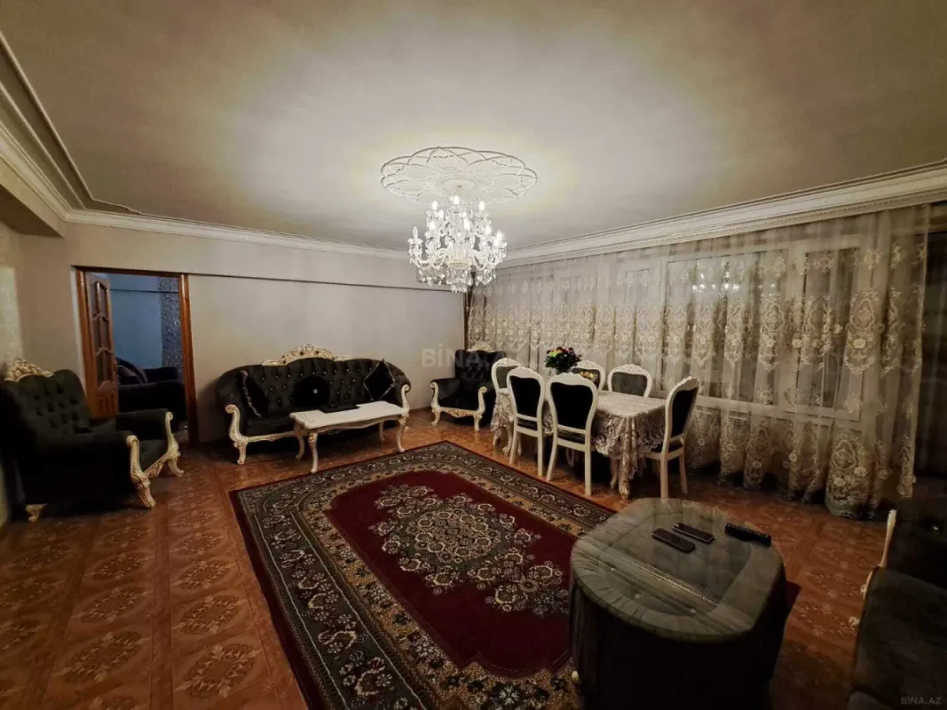 Satılır 4 otaqlı mənzil 95 m²