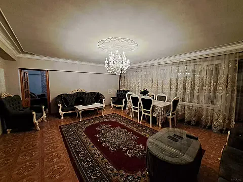 Satılır 4 otaqlı mənzil 95 m²