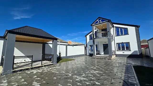 Satılır 6 otaqlı həyət evi 220 m² — Bakı 6 otaq 220.00 m²
