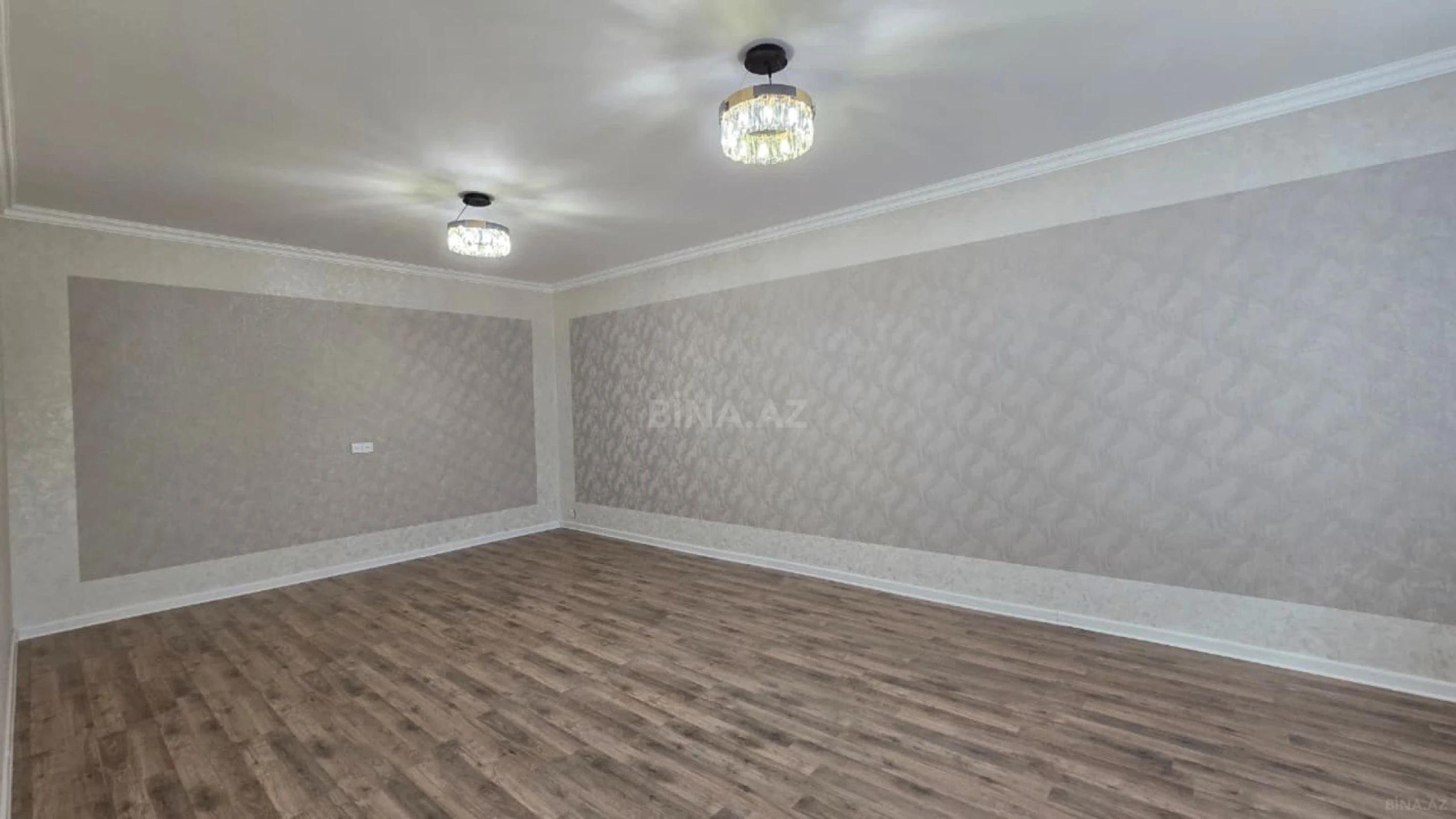 Satılır 6 otaqlı həyət evi 220 m²