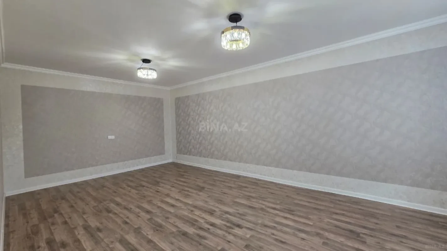 Satılır 6 otaqlı həyət evi 220 m²