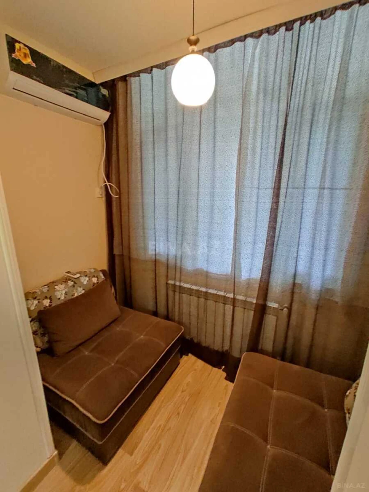 Satılır 2 otaqlı mənzil 60 m²