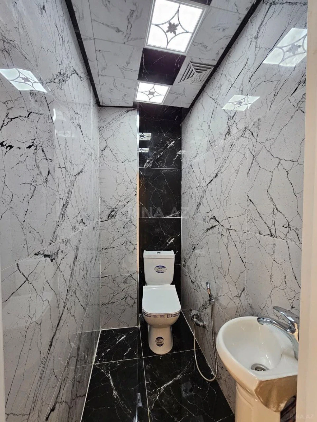 Satılır 3 otaqlı mənzil 83 m²