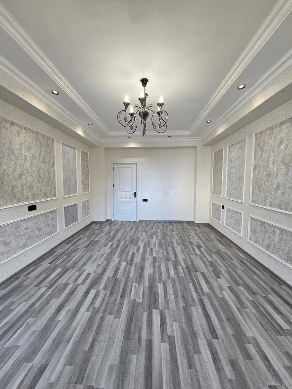 Satılır 3 otaqlı mənzil 83 m²