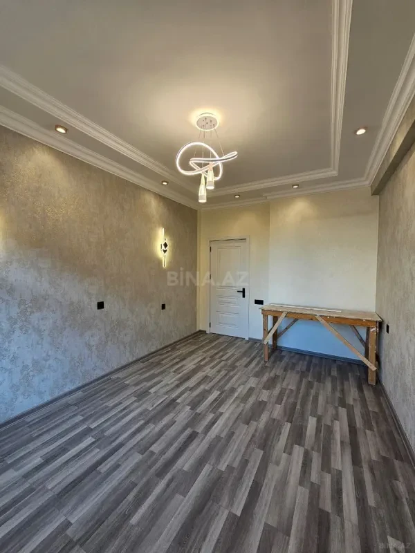 Satılır 3 otaqlı mənzil 83 m²