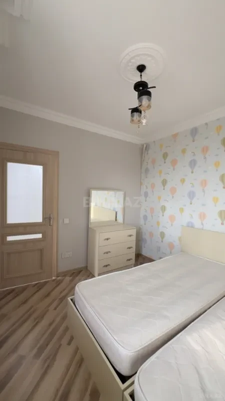 Satılır 3 otaqlı mənzil 80 m²