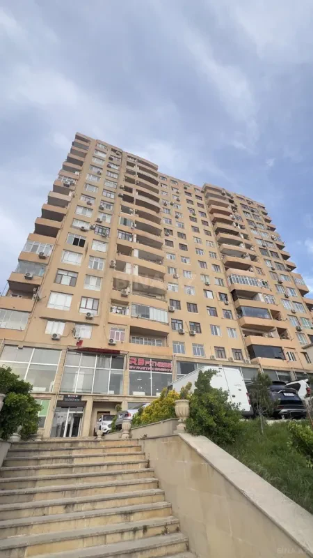Satılır 3 otaqlı mənzil 80 m²