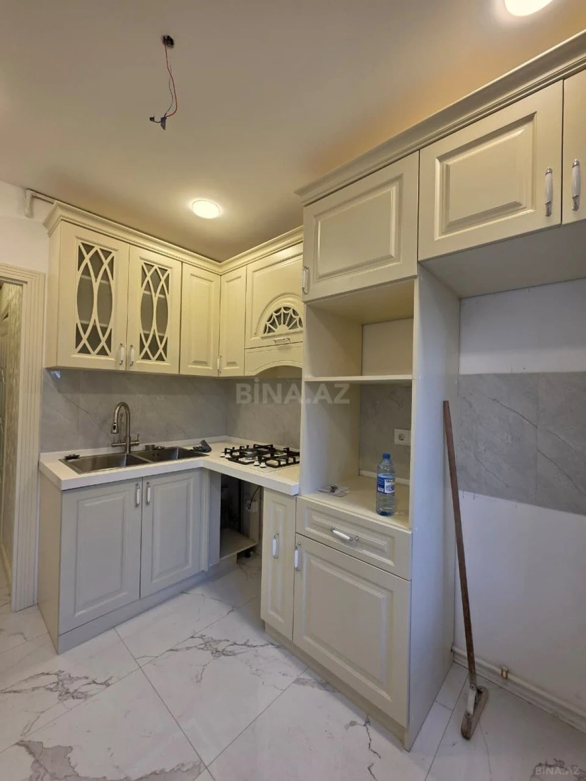Satılır 3 otaqlı mənzil 75 m²