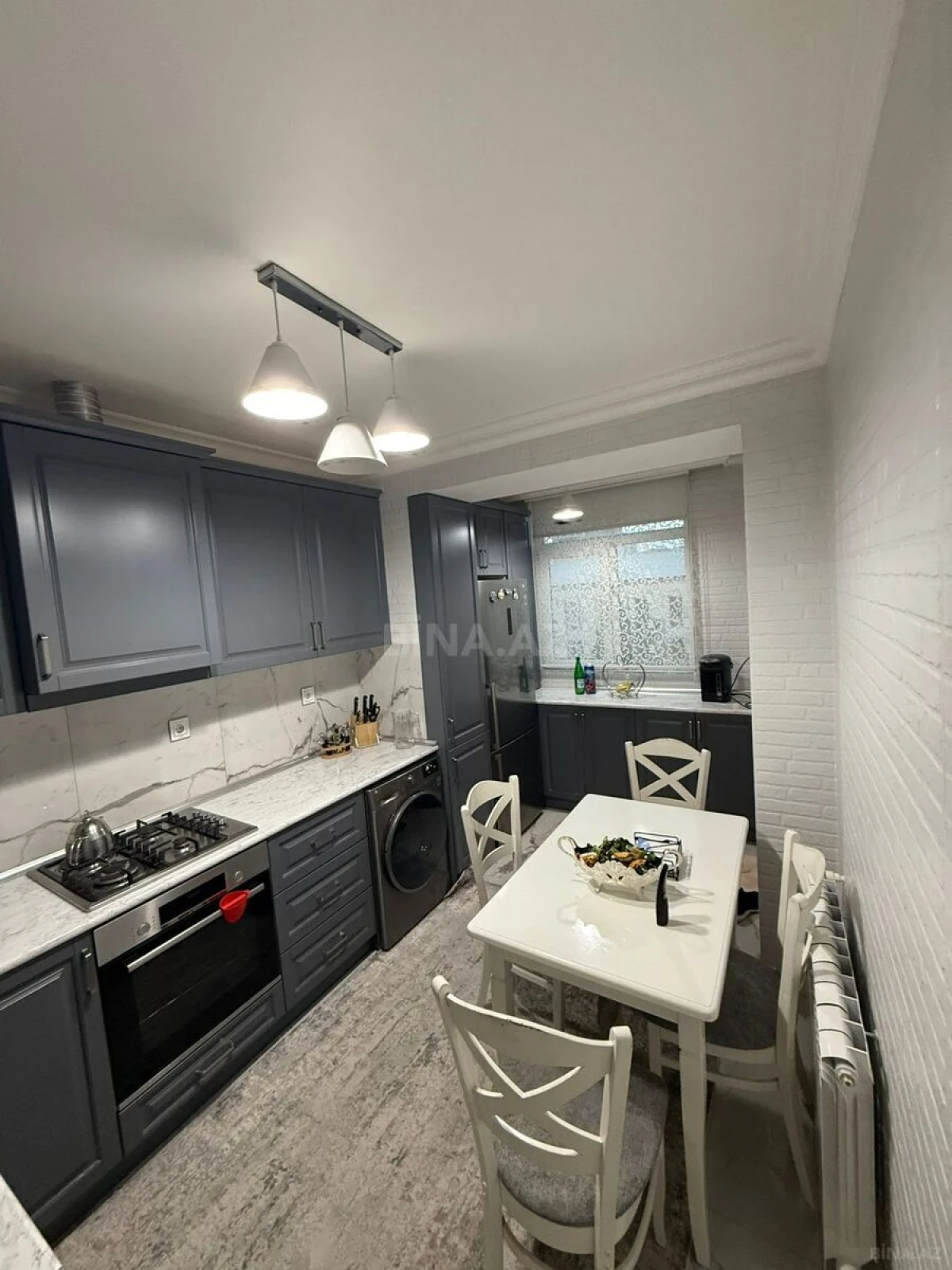 Satılır 2 otaqlı mənzil 68 m²
