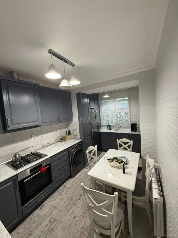 Satılır 2 otaqlı mənzil 68 m²