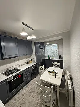 Satılır 2 otaqlı mənzil 68 m²