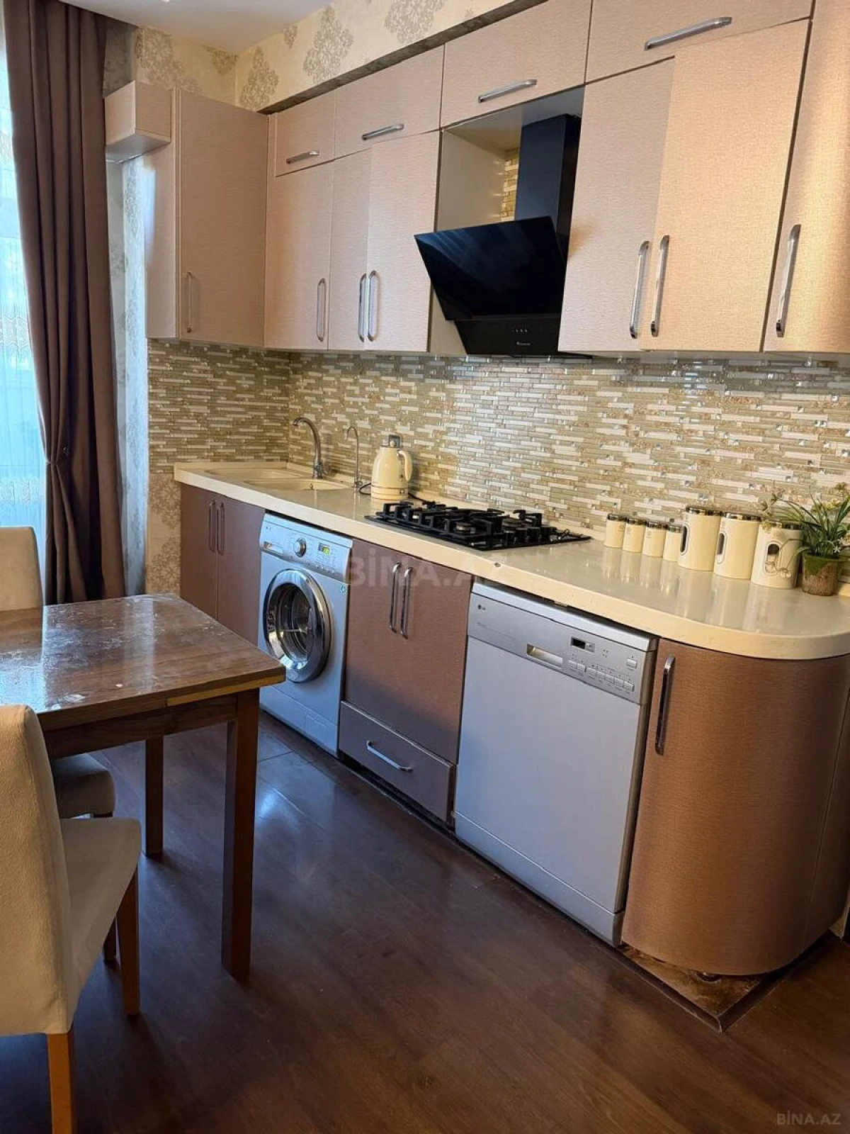 Satılır 3 otaqlı mənzil 90 m²