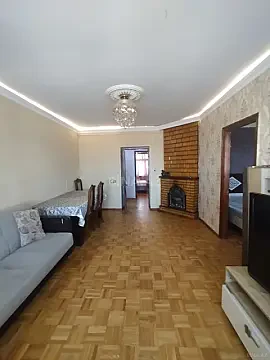 Satılır 4 otaqlı mənzil 105 m²