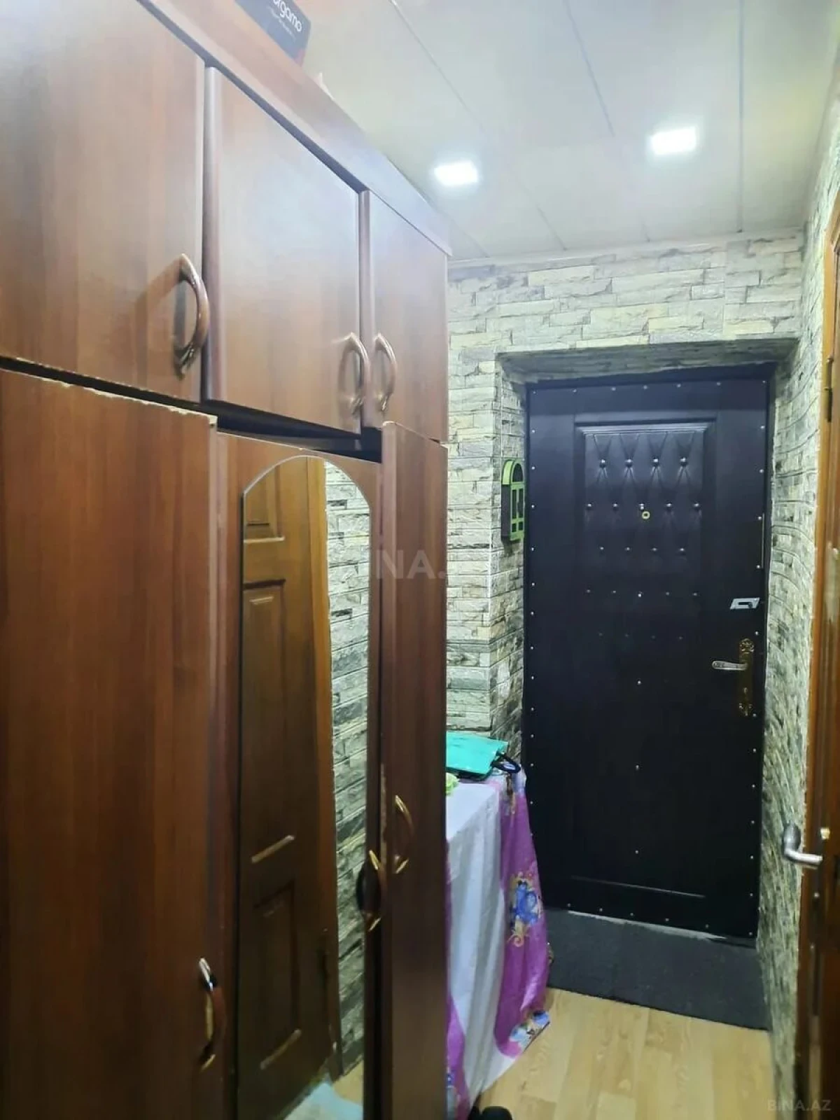 Satılır 2 otaqlı mənzil 35 m²