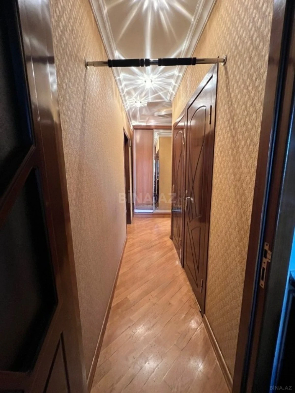 Satılır 3 otaqlı mənzil 90 m²