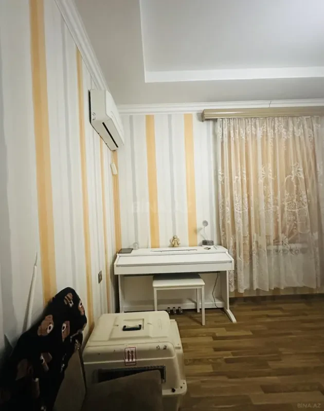 Satılır 4 otaqlı həyət evi 90 m²