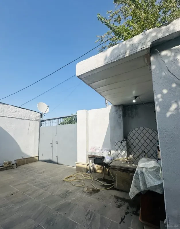 Satılır 4 otaqlı həyət evi 90 m²