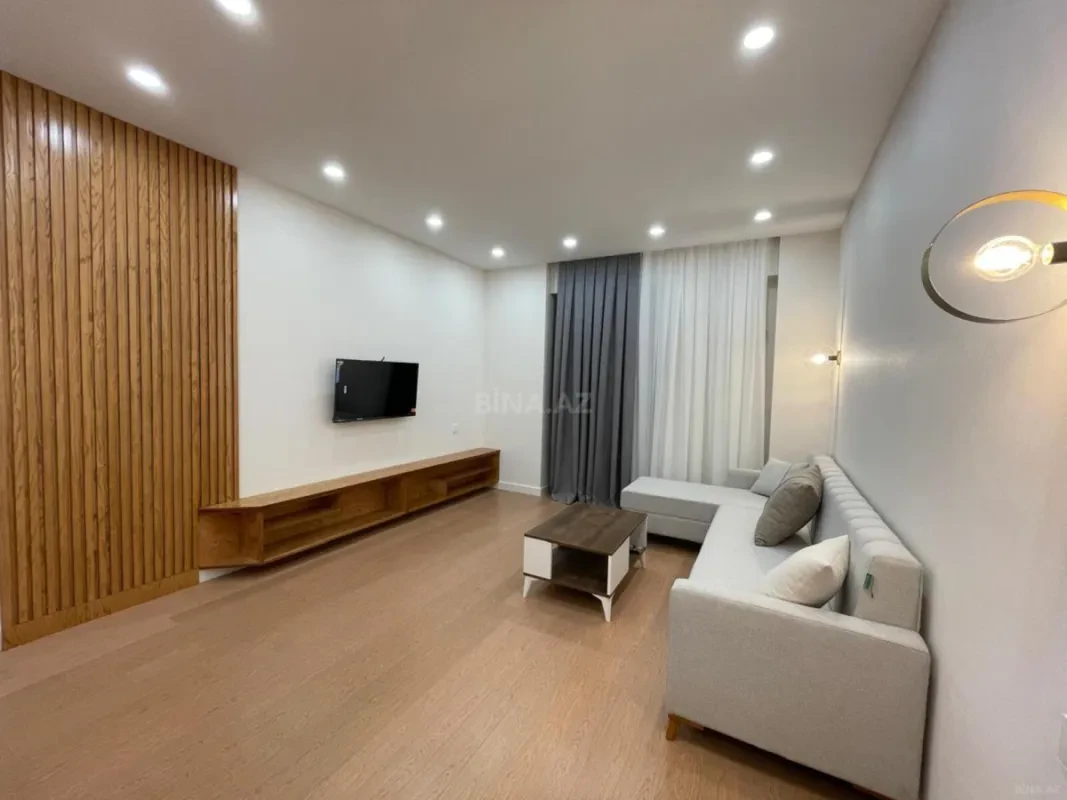 Kirayə verilir 2 otaqlı mənzil 70 m²