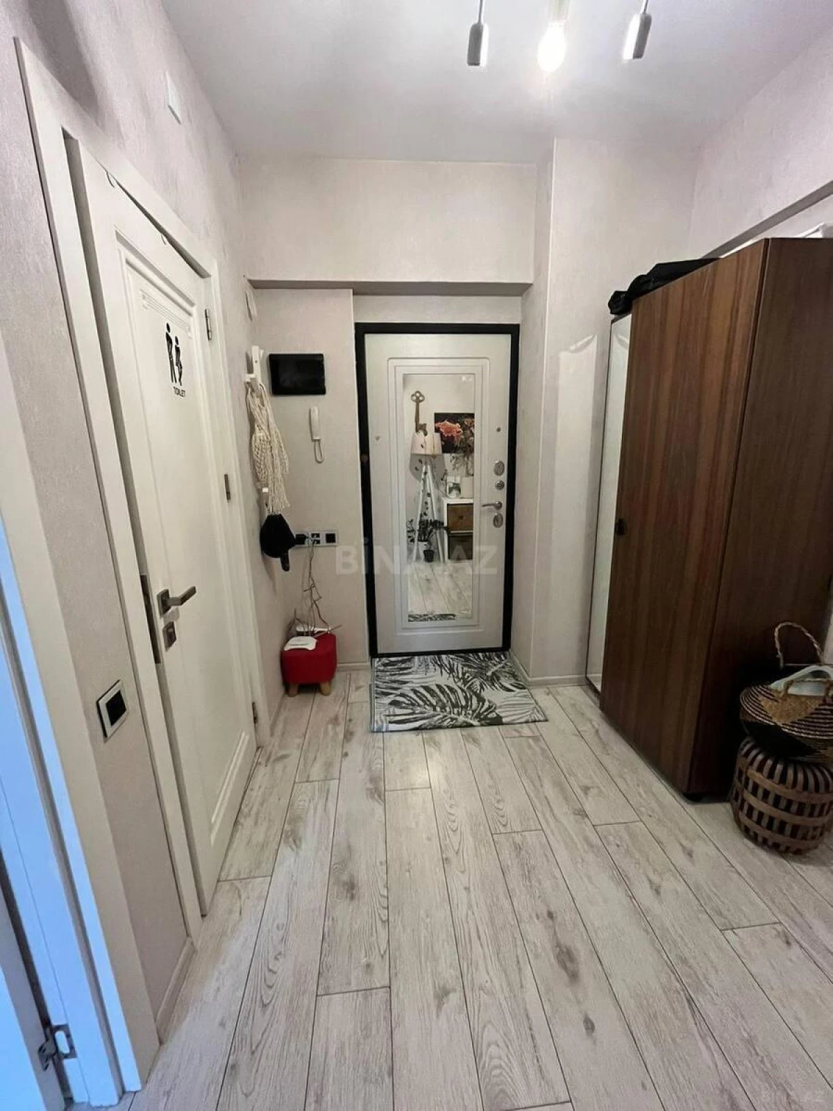 Kirayə verilir 2 otaqlı mənzil 50 m²